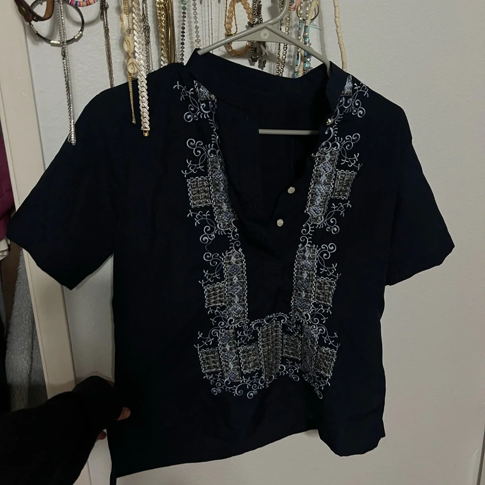 THAI women’s shirt - Picture 4 of 10
